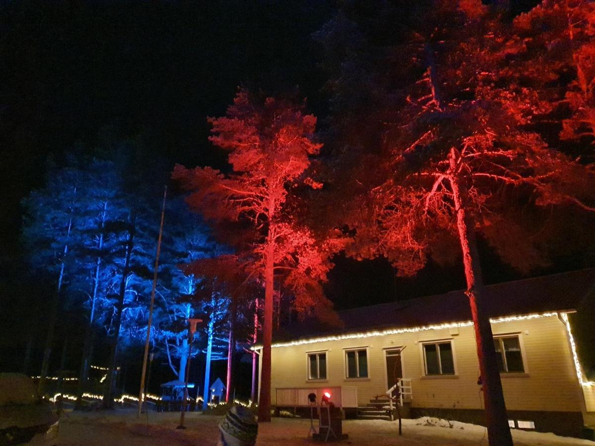 Majatalo Oravanpesae Lampsijärvi Exterior foto