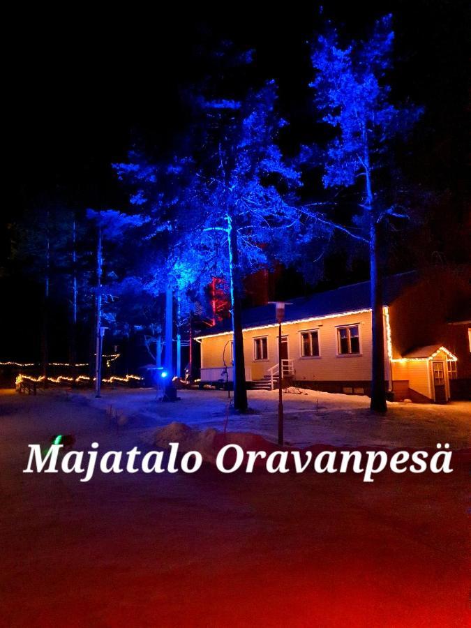 Majatalo Oravanpesae Lampsijärvi Exterior foto