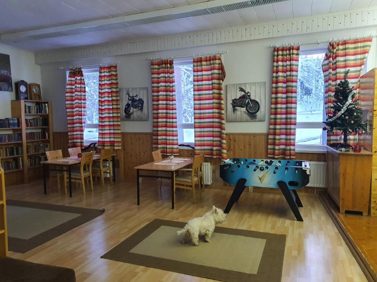 Majatalo Oravanpesae Lampsijärvi Exterior foto